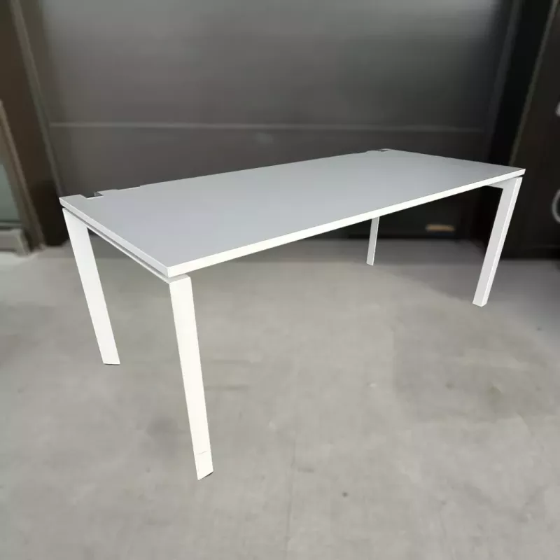 STEELCASE│FRAMEONE│Bureau droit Hauteur réglable L 180│Blanc/Blanc