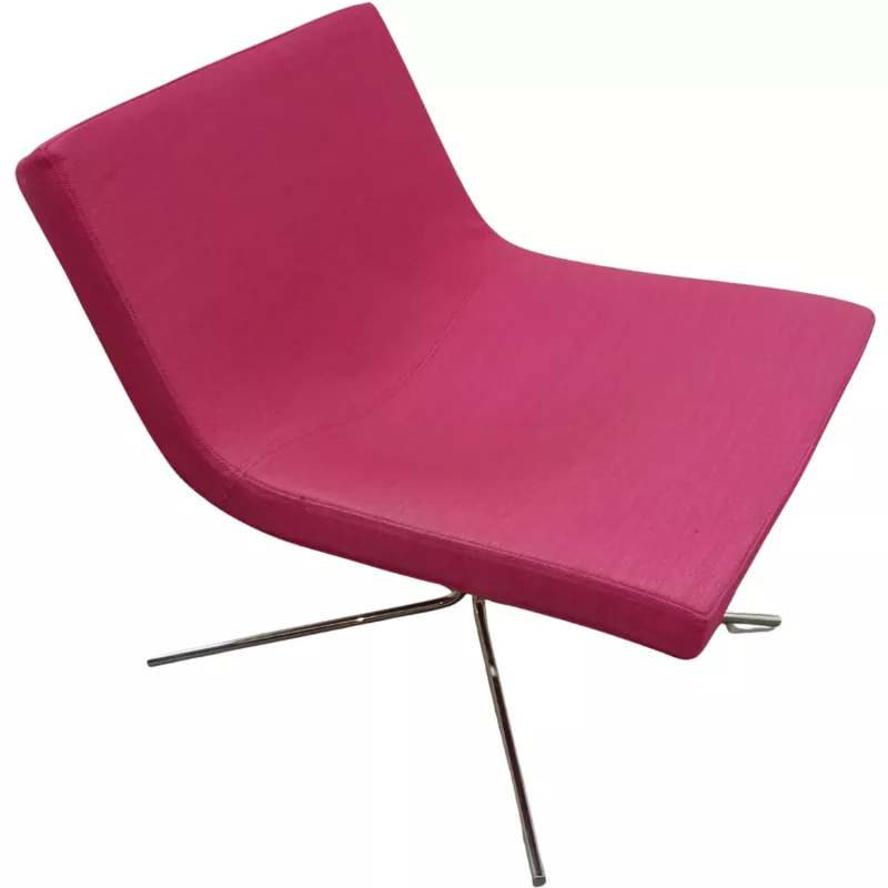 Offecct Chauffeuse en tissu rouge