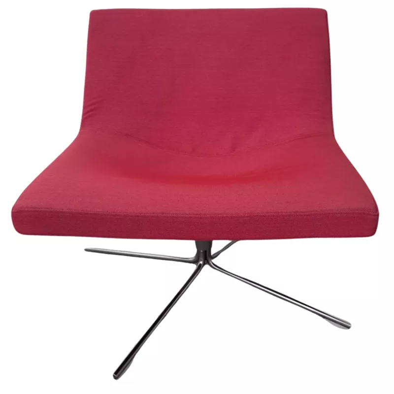 Offecct Chauffeuse en tissu rouge