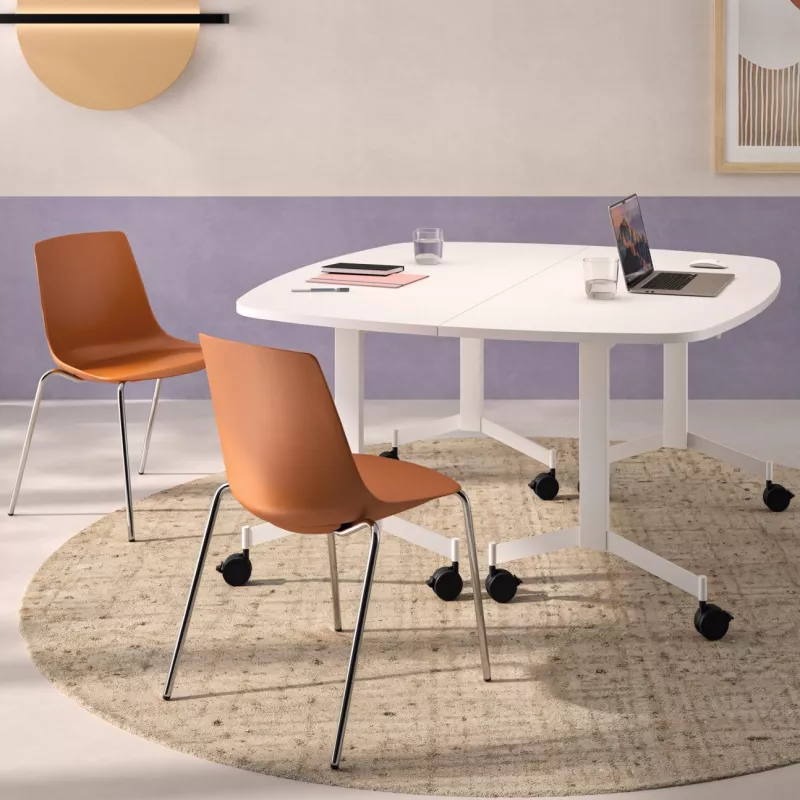 ARA│Chaise polyvalente - Pieds tubes│Empilable par 5