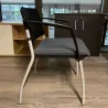 INVENTIV│Siège visiteur avec accoudoirs│Gris orage/Noir/Gris alu