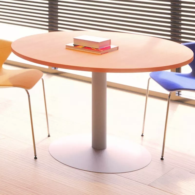 ENSEMBLE│Table ronde pied central│120 cm│ 4-5 personnes
